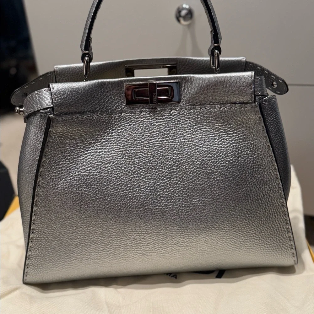 Fendi peekaboo bag - Picture 3 of 17